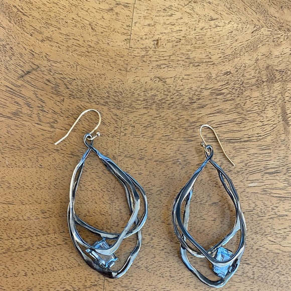 Alexis Bittar Miss Havisham Small Interlace Earrings - Picture 6 of 15